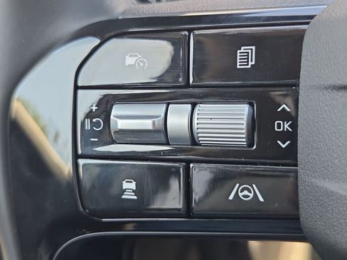 New 2026 Kia Sorento LX FWD image 23