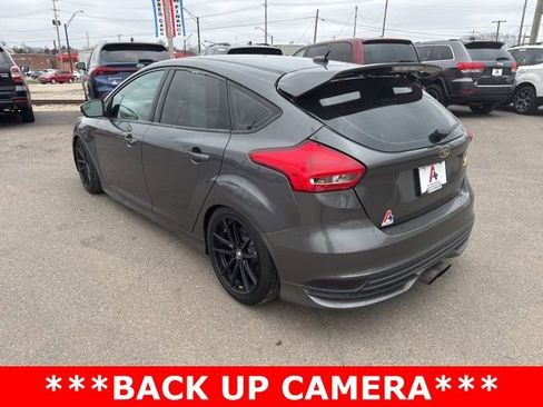 Used 2018 Ford Focus ST image 5