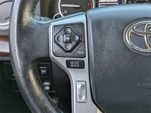 Used 2017 Toyota Tundra Limited image 25