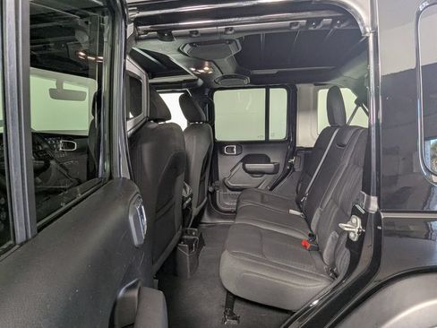 Used 2022 Jeep Wrangler Unlimited Sport w/ Sun And Sound Package AWD/4WD image 23