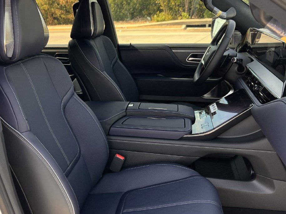 New 2027 INFINITI QX80 Sensory AWD/4WD image 23