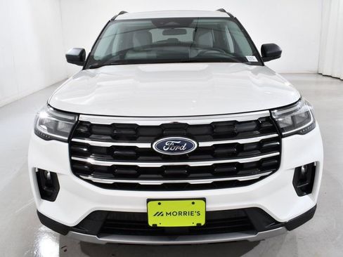 New 2025 Ford Explorer Active w/ Active Comfort Package image 3