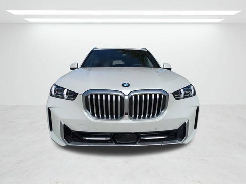 New 2026 BMW X5 xDrive40i w/ Premium Package AWD/4WD image 9