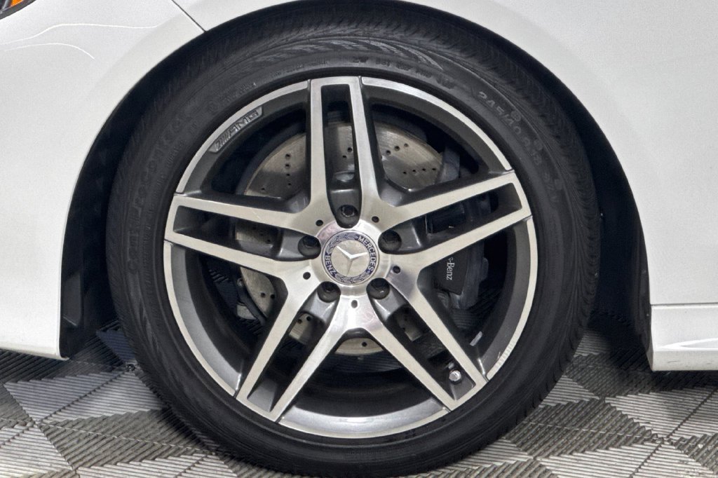 Used 2016 Mercedes-Benz E 350 4MATIC Wagon image 36
