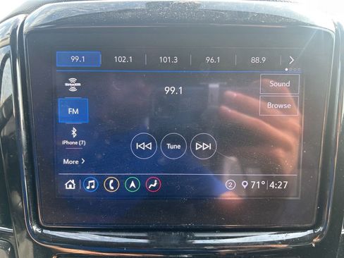 Used 2021 Chevrolet Traverse LT w/ LT Premium Package image 25