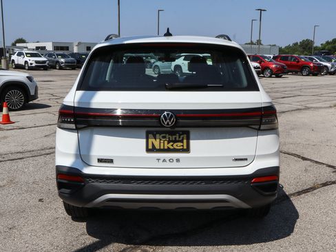 Used 2025 Volkswagen Taos S AWD/4WD image 5