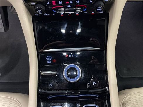 Used 2022 Jeep Grand Cherokee Limited 4xe w/ Luxury Tech Group II image 20