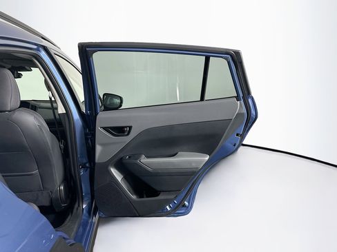 Used 2024 Subaru Crosstrek 2.0i Premium image 29