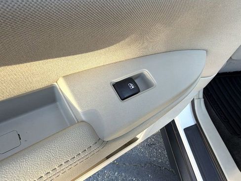 Used 2014 Subaru Outback 2.5i Premium image 15