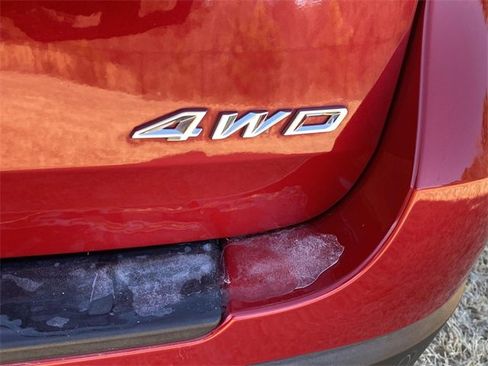 Certified 2022 Ford Explorer XLT w/ Equipment Group 202A image 6