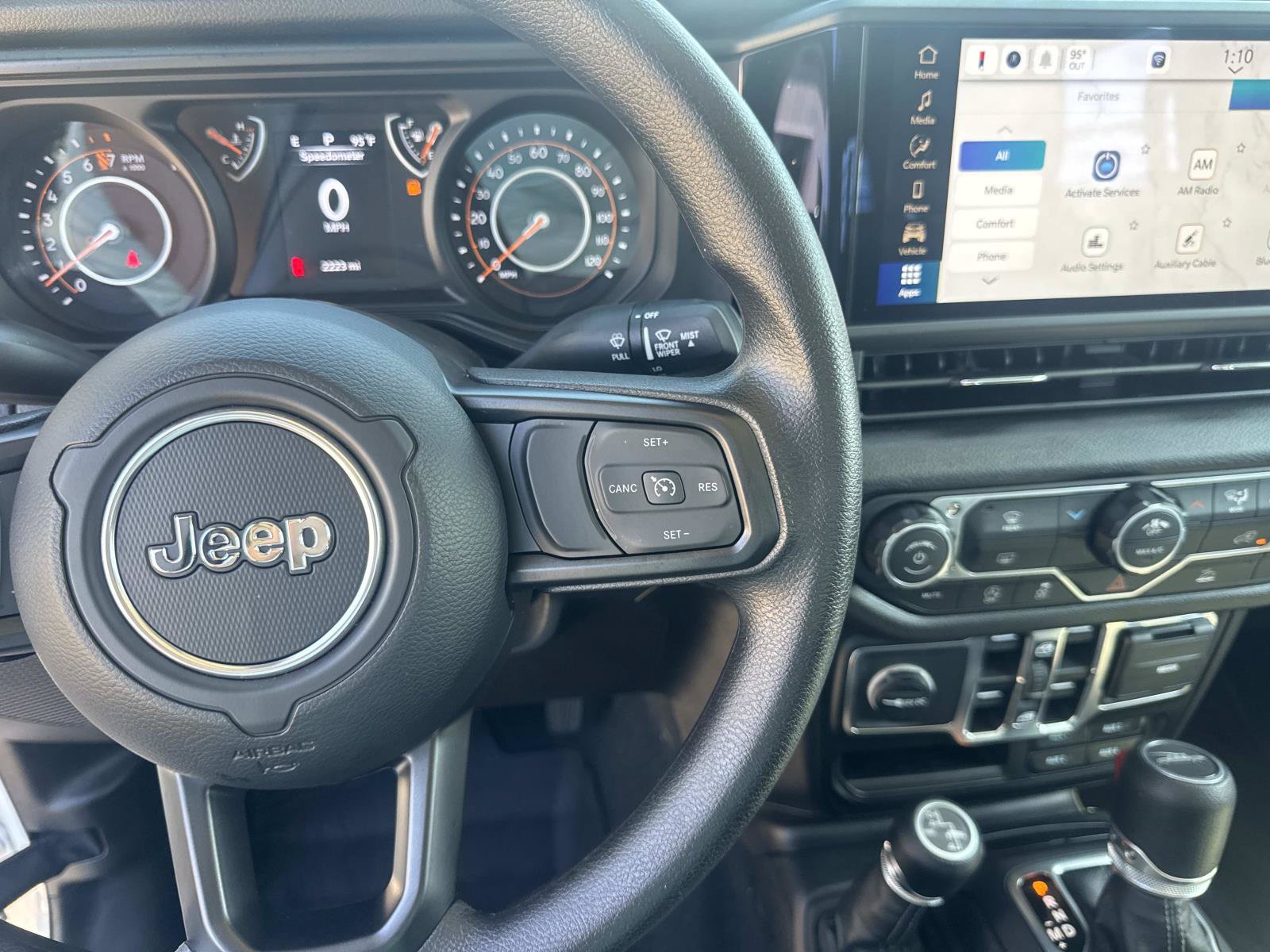 Used 2026 Jeep Gladiator Sport AWD/4WD image 23