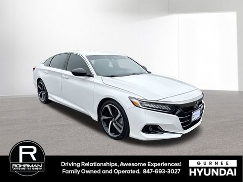 Used 2022 Honda Accord Sport image 2