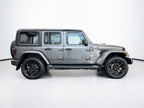 Used 2023 Jeep Wrangler Unlimited Sahara w/ Cold Weather Group AWD/4WD image 10
