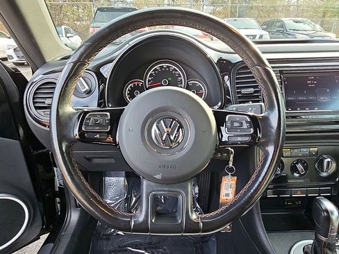 Used 2016 Volkswagen Beetle 1.8T Classic image 21
