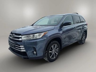 Used 2017 Toyota Highlander XLE
