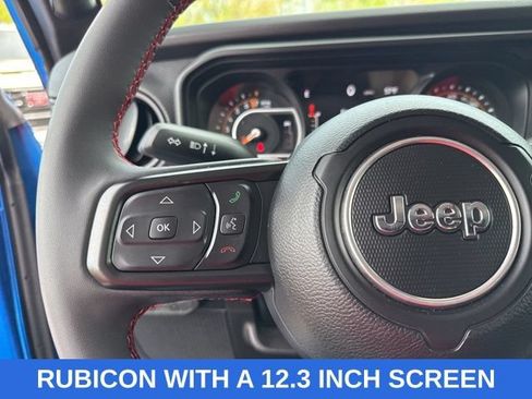 Used 2024 Jeep Gladiator Rubicon w/ Convenience Group AWD/4WD image 41