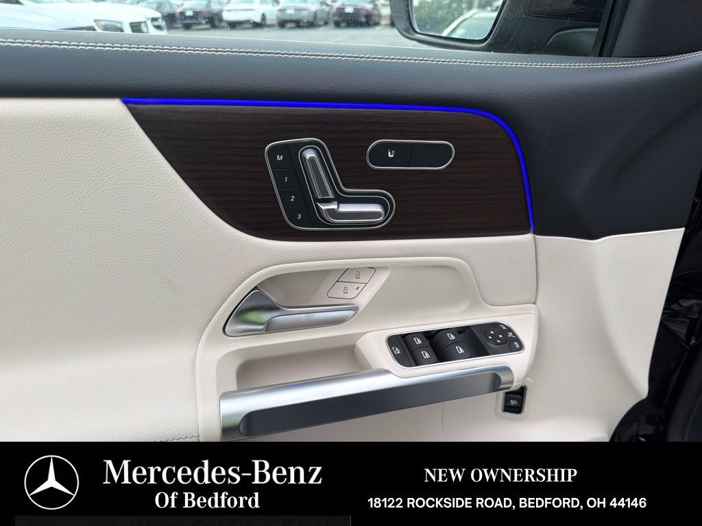 New 2026 Mercedes-Benz GLB 250 4MATIC image 8