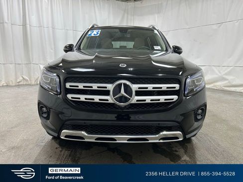 Used 2023 Mercedes-Benz GLB 250 image 3