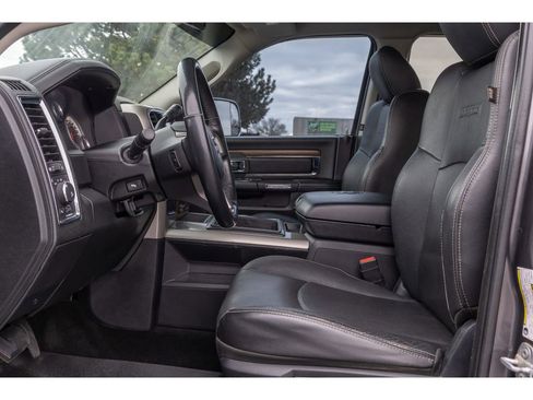 Used 2015 RAM 3500 Laramie image 16