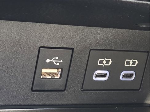 New 2026 Toyota Camry SE image 23