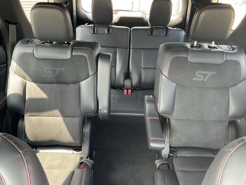 Used 2025 Ford Explorer ST image 20