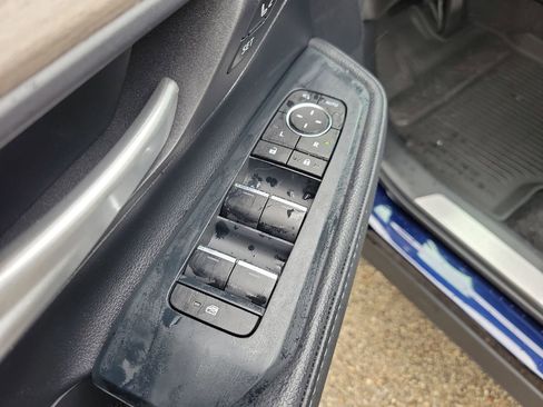 New 2026 Toyota Grand Highlander Platinum AWD/4WD image 16