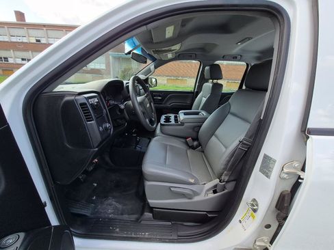 Used 2014 Chevrolet Silverado 1500 W/T w/ Trailering Package AWD/4WD image 5