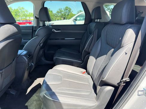 Used 2025 Hyundai Palisade Limited FWD image 31