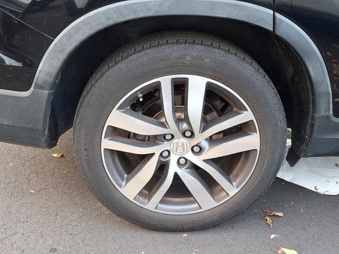 Used 2016 Honda Pilot Touring image 8