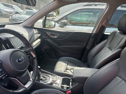 Used 2023 Subaru Forester Touring image 4