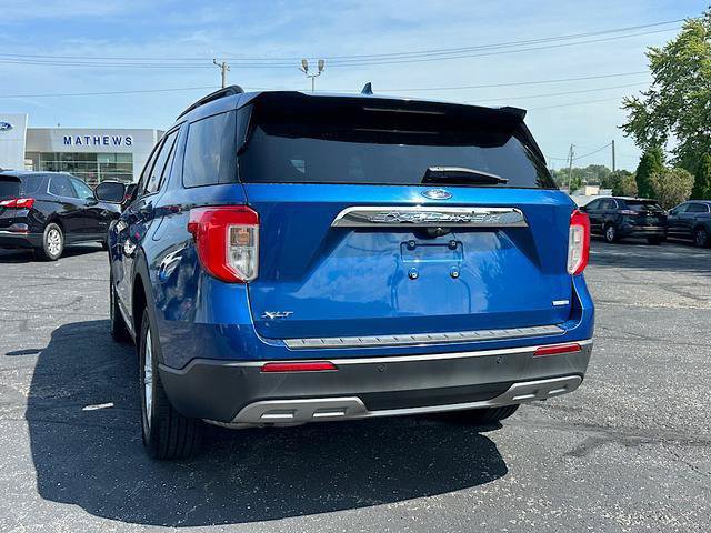 Used 2020 Ford Explorer XLT w/ Equipment Group 202A AWD/4WD image 5