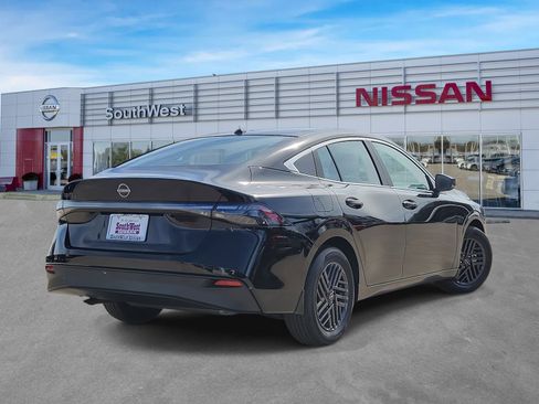 New 2026 Nissan Sentra SV w/ SV Convenience Package FWD image 6