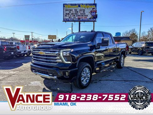 New 2025 Chevrolet Silverado 2500 High Country w/ High Country Premium Package image 3