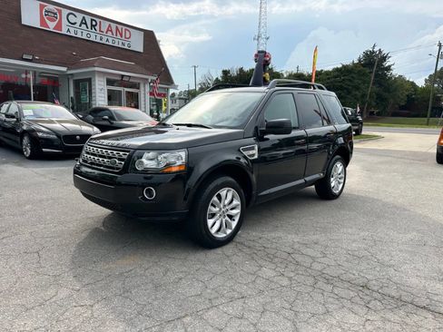 Used 2013 Land Rover LR2 HSE LUX image 7