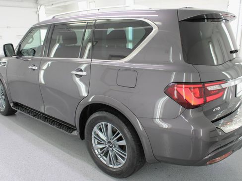 Used 2023 INFINITI QX80 Luxe w/ Cargo Package AWD/4WD image 6