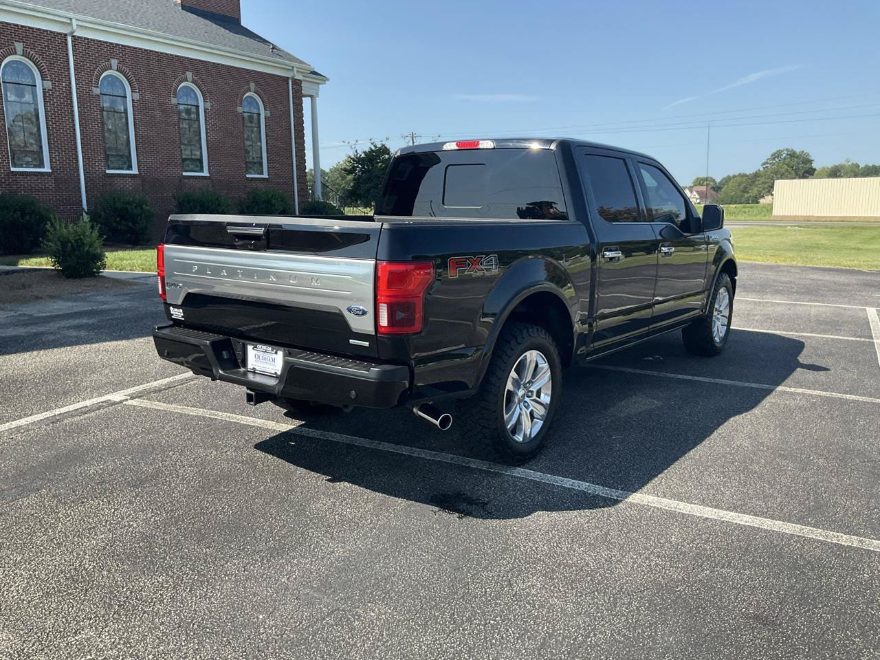 Used 2018 Ford F150 Platinum w/ Equipment Group 701A Luxury AWD/4WD image 7