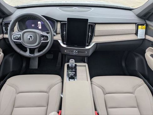 New 2026 Volvo XC90 B5 Plus w/ Protection Package image 11