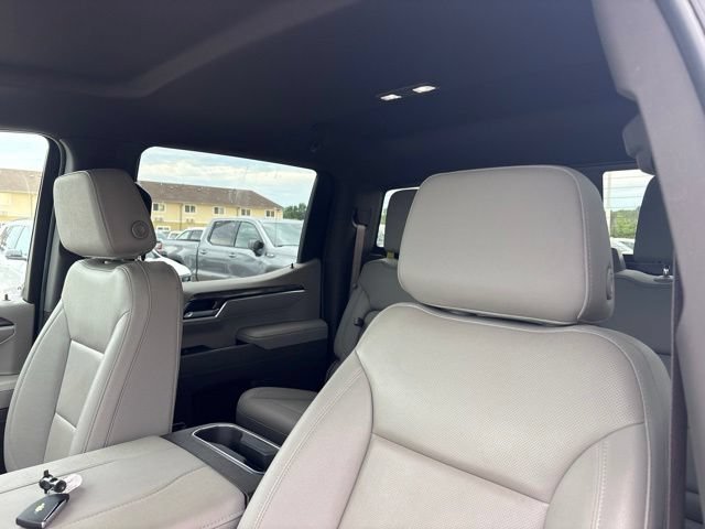 Used 2025 Chevrolet Silverado 1500 LTZ w/ Technology Package AWD/4WD image 14