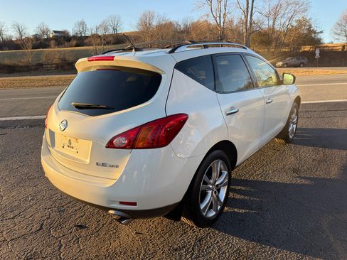 Used 2010 Nissan Murano LE w/ Navigation Pkg image 7