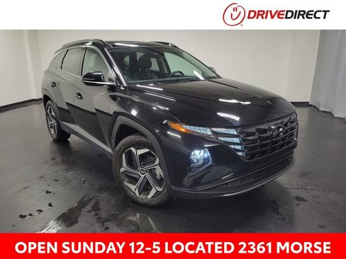 Used 2022 Hyundai Tucson Limited w/ Cargo Package AWD/4WD image 1