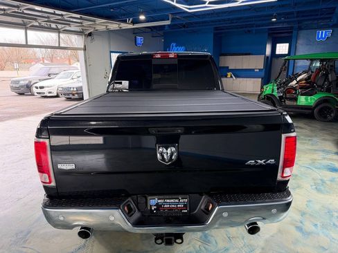 Used 2016 RAM 1500 Laramie AWD/4WD image 9