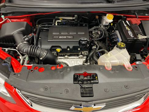 Used 2020 Chevrolet Sonic LT image 28