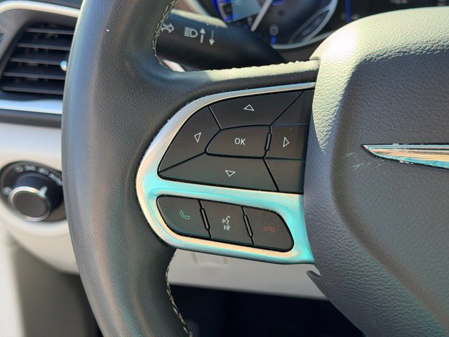 Used 2023 Chrysler Voyager LX FWD image 30