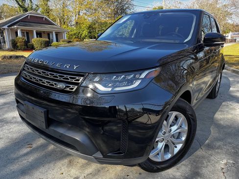 Used 2020 Land Rover Discovery SE image 1