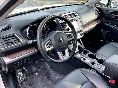 Used 2016 Subaru Outback 2.5i Limited image 17