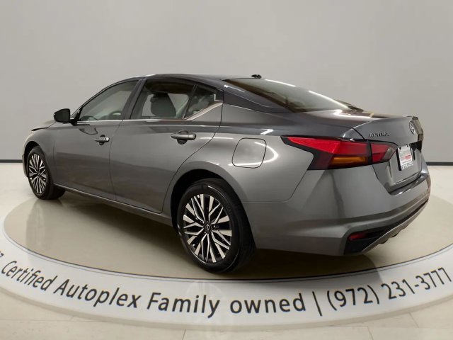 Used 2026 Nissan Altima 2.5 SV AWD/4WD image 3