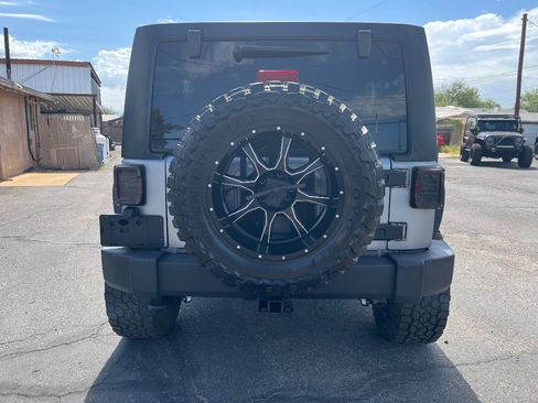 Used 2016 Jeep Wrangler Unlimited Sport w/ Max Tow Package AWD/4WD image 6