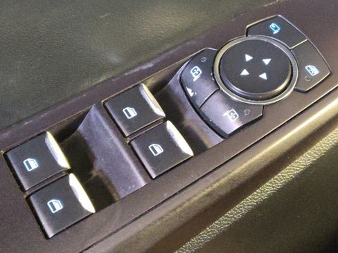 Used 2020 Ford Explorer Limited RWD image 27