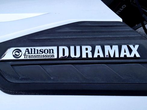 Used 2023 Chevrolet Silverado 2500 LT image 39