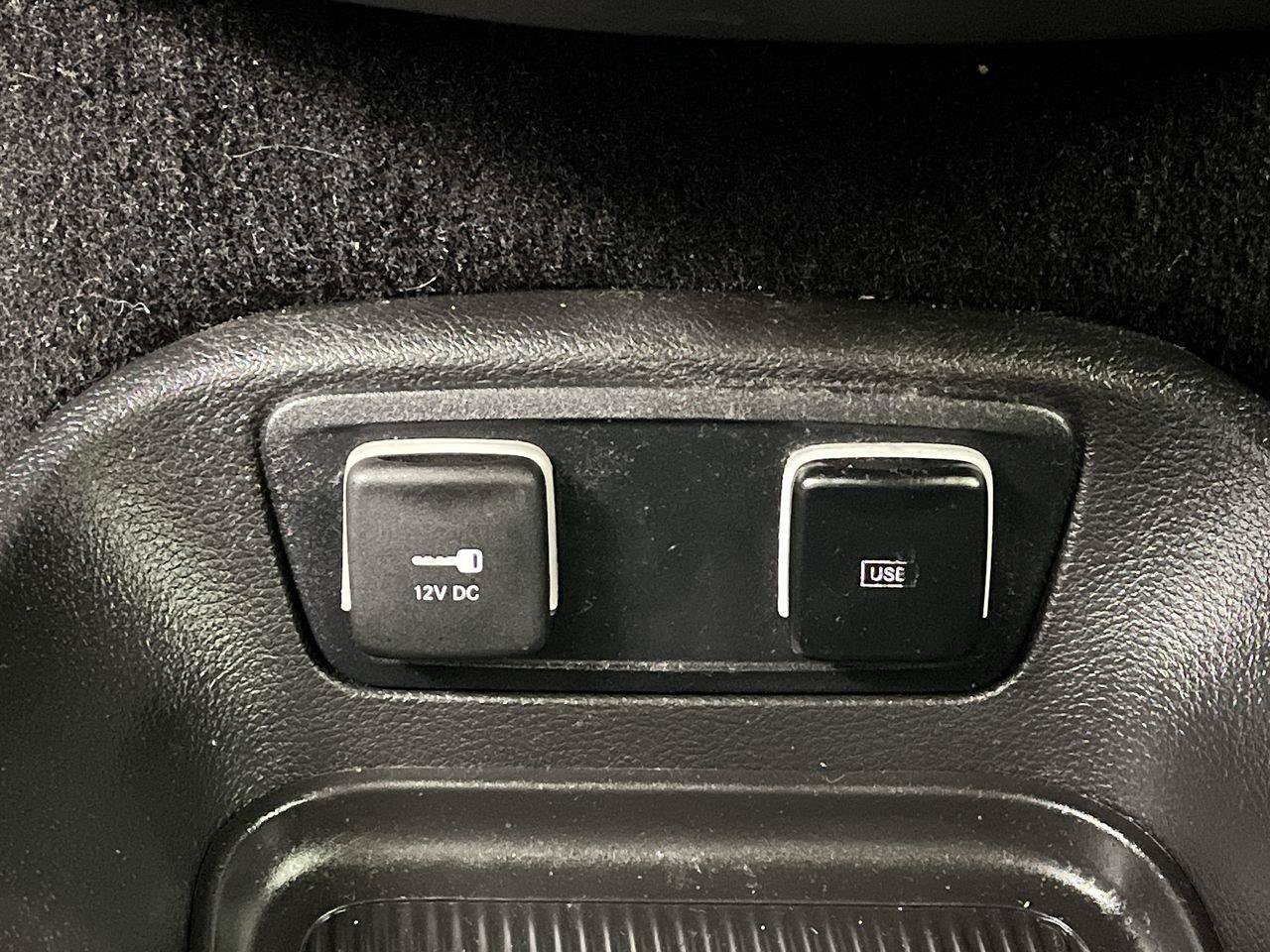 Used 2018 Chrysler Pacifica Touring-L Plus FWD image 23